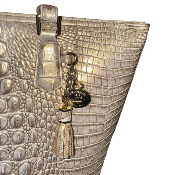 BRAHMIN ivory croc embossed leather Asher Melbourne medium shoulder bag purse - Picture 2 of 13